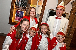 Rathausempfang 2024-11-08 03  Empfang im Rathaus der Stadt Duisburg - OB Sören Link empfing se. Tollität (spe.) Kinderprinz Phill II,, Prinzessin Mia I. und ihre Crew im Rathaus. Inklusive des Eintrags ins goldene Buch der Stadt Duisburg. Auch der des. Stadtprinz Holger II. stellte sich mit seiner Crew beim OB vor. : DVPJ, Holger II, Kinderprinz Phil II., Prinzessin, Mia I., Prinzessin Mia I., HDK, Duisburg, Karneval, Helau, Tollität, Event, Session 2024, Session 2025, Hauptausschuss, Gemeinschaft, Hauptausschuss Karneval Duisburg, Duisburg ist echt