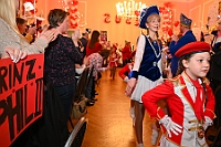 Kuerung 2025- 01-11 010  Jetzt gehts los - Die Kürung der Kinderprinzencrew 2025. Im ausverkauftem Saal des WYNDHAM Hotel Duisburger Hof wurden Prinz Phil II. , Prinzessin Mia I., Hofmarschall Yanick und Pagin Lea gekürt. : DVPJ, Holger II, Kinderprinz Phil II., Prinzessin, Mia I., Prinzessin Mia I., HDK, Duisburg, Karneval, Helau, Tollität, Event, Session 2024, Session 2025, Hauptausschuss, Gemeinschaft, Hauptausschuss Karneval Duisburg, Duisburg ist echt