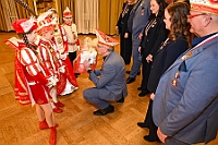 Kuerung 2025- 01-11 100  Jetzt gehts los - Die Kürung der Kinderprinzencrew 2025. Im ausverkauftem Saal des WYNDHAM Hotel Duisburger Hof wurden Prinz Phil II. , Prinzessin Mia I., Hofmarschall Yanick und Pagin Lea gekürt. : DVPJ, Holger II, Kinderprinz Phil II., Prinzessin, Mia I., Prinzessin Mia I., HDK, Duisburg, Karneval, Helau, Tollität, Event, Session 2024, Session 2025, Hauptausschuss, Gemeinschaft, Hauptausschuss Karneval Duisburg, Duisburg ist echt