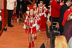 Kuerung Holger II 2025-01-18 13  Gala-Abend - Am Samstag 18. Januar 2025 war der Gala-Abend zur Prinzenkürung Se. Tollität Holger II. in der Mercatorhalle in Duisburg. Ein stimmungsvoller Abend mit Show, Musik und Tanz. : DVPJ, Holger II, Kinderprinz Phil II., Prinzessin, Mia I., Prinzessin Mia I., HDK, Duisburg, Karneval, Helau, Tollität, Event, Session 2024, Session 2025, Hauptausschuss, Gemeinschaft, Hauptausschuss Karneval Duisburg, Duisburg ist echt