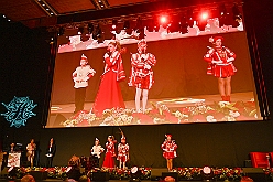 Kuerung Holger II 2025-01-18 16  Gala-Abend - Am Samstag 18. Januar 2025 war der Gala-Abend zur Prinzenkürung Se. Tollität Holger II. in der Mercatorhalle in Duisburg. Ein stimmungsvoller Abend mit Show, Musik und Tanz. : DVPJ, Holger II, Kinderprinz Phil II., Prinzessin, Mia I., Prinzessin Mia I., HDK, Duisburg, Karneval, Helau, Tollität, Event, Session 2024, Session 2025, Hauptausschuss, Gemeinschaft, Hauptausschuss Karneval Duisburg, Duisburg ist echt