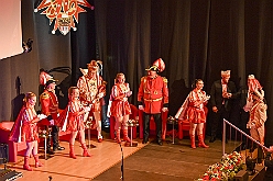 Kuerung Holger II 2025-01-18 42  Gala-Abend - Am Samstag 18. Januar 2025 war der Gala-Abend zur Prinzenkürung Se. Tollität Holger II. in der Mercatorhalle in Duisburg. Ein stimmungsvoller Abend mit Show, Musik und Tanz. : DVPJ, Holger II, Kinderprinz Phil II., Prinzessin, Mia I., Prinzessin Mia I., HDK, Duisburg, Karneval, Helau, Tollität, Event, Session 2024, Session 2025, Hauptausschuss, Gemeinschaft, Hauptausschuss Karneval Duisburg, Duisburg ist echt