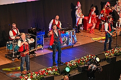 Kuerung Holger II 2025-01-18 46  Gala-Abend - Am Samstag 18. Januar 2025 war der Gala-Abend zur Prinzenkürung Se. Tollität Holger II. in der Mercatorhalle in Duisburg. Ein stimmungsvoller Abend mit Show, Musik und Tanz. : DVPJ, Holger II, Kinderprinz Phil II., Prinzessin, Mia I., Prinzessin Mia I., HDK, Duisburg, Karneval, Helau, Tollität, Event, Session 2024, Session 2025, Hauptausschuss, Gemeinschaft, Hauptausschuss Karneval Duisburg, Duisburg ist echt