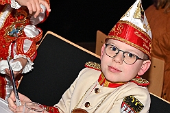 Volksbank 2025--01-23 005  Karnevalssitzung der Volksbank Rhein-Ruhr - Zum 9. Mal stand eine Karnevalssitzung der Volksbank im Terminkalender des Steinhofs in Huckingen. Wir waren dort mit Prinz Holger II. und den großartigen Künstlern des Kölner Karnevals. U.a. waren Martin Schopps, die Räuber, Kasalla,der Sitzungspräsidenten Volker Weininger dabei. : DVPJ, Holger II, Kinderprinz Phil II., Prinzessin, Mia I., Prinzessin Mia I., HDK, Duisburg, Karneval, Helau, Tollität, Event, Session 2024, Session 2025, Hauptausschuss, Gemeinschaft, Hauptausschuss Karneval Duisburg, Duisburg ist echt
