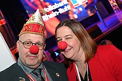 Volksbank 2025--01-23 008  Karnevalssitzung der Volksbank Rhein-Ruhr - Zum 9. Mal stand eine Karnevalssitzung der Volksbank im Terminkalender des Steinhofs in Huckingen. Wir waren dort mit Prinz Holger II. und den großartigen Künstlern des Kölner Karnevals. U.a. waren Martin Schopps, die Räuber, Kasalla,der Sitzungspräsidenten Volker Weininger dabei. : DVPJ, Holger II, Kinderprinz Phil II., Prinzessin, Mia I., Prinzessin Mia I., HDK, Duisburg, Karneval, Helau, Tollität, Event, Session 2024, Session 2025, Hauptausschuss, Gemeinschaft, Hauptausschuss Karneval Duisburg, Duisburg ist echt