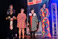 Volksbank 2025--01-23 032  Karnevalssitzung der Volksbank Rhein-Ruhr - Zum 9. Mal stand eine Karnevalssitzung der Volksbank im Terminkalender des Steinhofs in Huckingen. Wir waren dort mit Prinz Holger II. und den großartigen Künstlern des Kölner Karnevals. U.a. waren Martin Schopps, die Räuber, Kasalla,der Sitzungspräsidenten Volker Weininger dabei. : DVPJ, Holger II, Kinderprinz Phil II., Prinzessin, Mia I., Prinzessin Mia I., HDK, Duisburg, Karneval, Helau, Tollität, Event, Session 2024, Session 2025, Hauptausschuss, Gemeinschaft, Hauptausschuss Karneval Duisburg, Duisburg ist echt