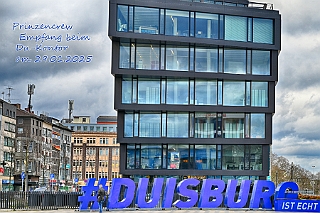 DuisburgKontor 2025-01-29 01  Duisburg ist echt, Karneval - Die Kinderprinzencrew und Stadtprinz Holger II. waren zur Stippvisite ins CityPalais gekommen, besuch des Duisburg Kontor. Der jecke Adelsbesuch wurde herzlich empfangen und Geschäftsführer Uwe Kluge begrüßte den hohen närrischen Nachwuchs in der VIP Lounge. : DVPJ, Holger II, Kinderprinz Phil II., Prinzessin, Mia I., Prinzessin Mia I., HDK, Duisburg, Karneval, Helau, Tollität, Event, Session 2024, Session 2025, Hauptausschuss, Gemeinschaft, Hauptausschuss Karneval Duisburg, Duisburg ist echt