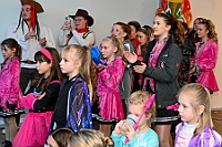 01 SchuetzenKinderkarne 2025-02-01 11  Samstags-Tour, 1. Februar - Unsere Tour begann beim Kinderkarneval des BdSJ Duisburg Buchholz. Von dort ging in die randvolle Glückauf-Halle in Homberg zur Damensitzung der Homburger Narrenzunft. Danach haben Mia und Lea ihr Heimspiel bei der Mädchensitzung der Stadtgarde im Gertrud-Bäumer-Berufskolleg. Im Eiltempo fuhren wir dann zur Fahrerstraße, wo im Kirchort die Damensitzung der Marxloher-Jecken auf uns wartete. Letzte Station dann wieder in der City. In der Gesamtschule an Falkstraße feierte KG Balu-Gold ihrer Prunksitzung. : DVPJ, Holger II, Kinderprinz Phil II., Prinzessin, Mia I., Prinzessin Mia I., HDK, Duisburg, Karneval, Helau, Tollität, Event, Session 2024, Session 2025, Hauptausschuss, Gemeinschaft, Hauptausschuss Karneval Duisburg, Duisburg ist echt