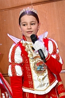 01 SchuetzenKinderkarne 2025-02-01 24  Samstags-Tour, 1. Februar - Unsere Tour begann beim Kinderkarneval des BdSJ Duisburg Buchholz. Von dort ging in die randvolle Glückauf-Halle in Homberg zur Damensitzung der Homburger Narrenzunft. Danach haben Mia und Lea ihr Heimspiel bei der Mädchensitzung der Stadtgarde im Gertrud-Bäumer-Berufskolleg. Im Eiltempo fuhren wir dann zur Fahrerstraße, wo im Kirchort die Damensitzung der Marxloher-Jecken auf uns wartete. Letzte Station dann wieder in der City. In der Gesamtschule an Falkstraße feierte KG Balu-Gold ihrer Prunksitzung. : DVPJ, Holger II, Kinderprinz Phil II., Prinzessin, Mia I., Prinzessin Mia I., HDK, Duisburg, Karneval, Helau, Tollität, Event, Session 2024, Session 2025, Hauptausschuss, Gemeinschaft, Hauptausschuss Karneval Duisburg, Duisburg ist echt