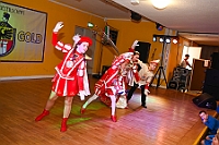 05 KsarvevalsBlauGold 2025-2-01 08  Samstags-Tour, 1. Februar - Unsere Tour begann beim Kinderkarneval des BdSJ Duisburg Buchholz. Von dort ging in die randvolle Glückauf-Halle in Homberg zur Damensitzung der Homburger Narrenzunft. Danach haben Mia und Lea ihr Heimspiel bei der Mädchensitzung der Stadtgarde im Gertrud-Bäumer-Berufskolleg. Im Eiltempo fuhren wir dann zur Fahrerstraße, wo im Kirchort die Damensitzung der Marxloher-Jecken auf uns wartete. Letzte Station dann wieder in der City. In der Gesamtschule an Falkstraße feierte KG Balu-Gold ihrer Prunksitzung. : DVPJ, Holger II, Kinderprinz Phil II., Prinzessin, Mia I., Prinzessin Mia I., HDK, Duisburg, Karneval, Helau, Tollität, Event, Session 2024, Session 2025, Hauptausschuss, Gemeinschaft, Hauptausschuss Karneval Duisburg, Duisburg ist echt