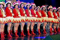 02 Lebenshilfe 2025-02-02  02  Geburtstagskind ON TOUR - Zuerst steht der Besuch beim Seniorenkarneval in Neumühl in der Gnadenkirche auf dem Plan. Danach geht es in den ausverkauften Steinhof. Die Lebenshilfe veranstaltete im Kultur- und Bürgerzentrum Duisburg-Süd wieder ihre Integrative Karnevalssitzung. „Obelix“ Michel führte durch das bunte Programm. : DVPJ, Holger II, Kinderprinz Phil II., Prinzessin, Mia I., Prinzessin Mia I., HDK, Duisburg, Karneval, Helau, Tollität, Event, Session 2024, Session 2025, Hauptausschuss, Gemeinschaft, Hauptausschuss Karneval Duisburg, Duisburg ist echt
