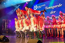 02 Lebenshilfe 2025-02-02  04  Geburtstagskind ON TOUR - Zuerst steht der Besuch beim Seniorenkarneval in Neumühl in der Gnadenkirche auf dem Plan. Danach geht es in den ausverkauften Steinhof. Die Lebenshilfe veranstaltete im Kultur- und Bürgerzentrum Duisburg-Süd wieder ihre Integrative Karnevalssitzung. „Obelix“ Michel führte durch das bunte Programm. : DVPJ, Holger II, Kinderprinz Phil II., Prinzessin, Mia I., Prinzessin Mia I., HDK, Duisburg, Karneval, Helau, Tollität, Event, Session 2024, Session 2025, Hauptausschuss, Gemeinschaft, Hauptausschuss Karneval Duisburg, Duisburg ist echt