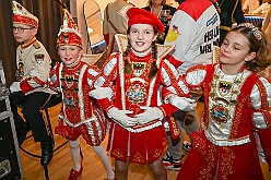 JeckUnterStrom 2025-02-05 05  Erst wir - dann Köln - Der kölsche Karneval gab sich im Kultur- und Bürgerzentrum Duisburg-Süd Steinhof Huckingen e.V. die Klinke in die Hand. Wir, mir Prinz Holger II., vertraten standesgemäß den Duisburger Karneval bei der zweiten Auflage von „Jeck unter Strom“. : DVPJ, Holger II, Kinderprinz Phil II., Prinzessin, Mia I., Prinzessin Mia I., HDK, Duisburg, Karneval, Helau, Tollität, Event, Session 2024, Session 2025, Hauptausschuss, Gemeinschaft, Hauptausschuss Karneval Duisburg, Duisburg ist echt