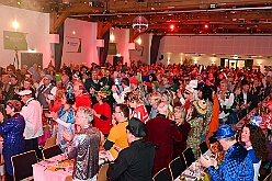 JeckUnterStrom 2025-02-05 31  Erst wir - dann Köln - Der kölsche Karneval gab sich im Kultur- und Bürgerzentrum Duisburg-Süd Steinhof Huckingen e.V. die Klinke in die Hand. Wir, mir Prinz Holger II., vertraten standesgemäß den Duisburger Karneval bei der zweiten Auflage von „Jeck unter Strom“. : DVPJ, Holger II, Kinderprinz Phil II., Prinzessin, Mia I., Prinzessin Mia I., HDK, Duisburg, Karneval, Helau, Tollität, Event, Session 2024, Session 2025, Hauptausschuss, Gemeinschaft, Hauptausschuss Karneval Duisburg, Duisburg ist echt