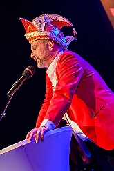 JeckUnterStrom 2025-02-05 33  Erst wir - dann Köln - Der kölsche Karneval gab sich im Kultur- und Bürgerzentrum Duisburg-Süd Steinhof Huckingen e.V. die Klinke in die Hand. Wir, mir Prinz Holger II., vertraten standesgemäß den Duisburger Karneval bei der zweiten Auflage von „Jeck unter Strom“. : DVPJ, Holger II, Kinderprinz Phil II., Prinzessin, Mia I., Prinzessin Mia I., HDK, Duisburg, Karneval, Helau, Tollität, Event, Session 2024, Session 2025, Hauptausschuss, Gemeinschaft, Hauptausschuss Karneval Duisburg, Duisburg ist echt