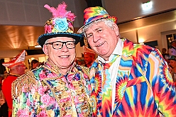 JeckUnterStrom 2025-02-05 63  Erst wir - dann Köln - Der kölsche Karneval gab sich im Kultur- und Bürgerzentrum Duisburg-Süd Steinhof Huckingen e.V. die Klinke in die Hand. Wir, mir Prinz Holger II., vertraten standesgemäß den Duisburger Karneval bei der zweiten Auflage von „Jeck unter Strom“. : DVPJ, Holger II, Kinderprinz Phil II., Prinzessin, Mia I., Prinzessin Mia I., HDK, Duisburg, Karneval, Helau, Tollität, Event, Session 2024, Session 2025, Hauptausschuss, Gemeinschaft, Hauptausschuss Karneval Duisburg, Duisburg ist echt