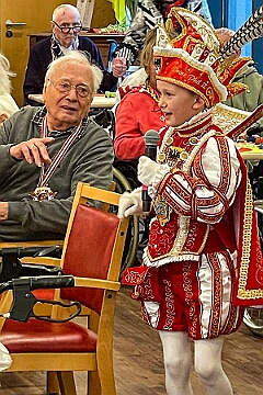 01 Senior StHedwig 2025-02-17 02  Seniorenkarneval und Sponsorenbesuch - Am Montag 17. Februar machte die Stadtgarde eine Veranstaltung für Senioren im Malterser-Stift St. Hedwig in Huckingen. Wir waren dort dabei. Danach ging zum Sponsorenbesuch bei „FAIR SPORT“.