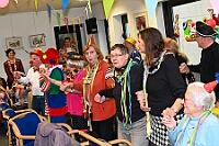 01 WoGeDu 2025-02 20 15  Tour-Tag, 20. Februar - Zum ersten mal besuchte eine Kinderprinzencrew die Karnevalsfeier der Wohnungsgenossenschaft DU Süd in Neudorf in der Andersenstraße. Von dort ging es dann zum Caritas-Altenheim St. Clemens, in Kaßlerfeld. Seniorenkarneval von der KG Königreich-Duissern. Die dritte Station war dann der Pfarrkarneval der Ev. Gemeinde am Vogelsangplatz. Zum ersten mal besuchte eine Kinderprinzencrew die Karnevalsfeier der Wohnungsgenossenschaft DU Süd in Neudorf in der Andersenstraße. Von dort ging es dann zum Caritas-Altenheim St. Clemens, in Kaßlerfeld. Seniorenkarneval von der KG Königreich-Duissern. Die dritte Station war dann der Pfarrkarneval der Ev. Gemeinde am Vogelsangplatz. : DVPJ, Holger II, Kinderprinz Phil II., Prinzessin, Mia I., Prinzessin Mia I., HDK, Duisburg, Karneval, Helau, Tollität, Event, Session 2024, Session 2025, Hauptausschuss, Gemeinschaft, Hauptausschuss Karneval Duisburg, Duisburg ist echt