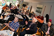 02 SeniorenkHEDWIG 2025-02-22 14  Samstag-Tour, 22. Februar - „Helau im Forum Mülheim – es wird bunt!“ hieß es am Samstag Vormittag bei Kinderkarnevalsfest im FORUM in Mülheim. Danach ging es zum Seniorenkarneval im „HEWAG Seniorenstift“ an der Karl-Lehr-Straße, Gastgeber die Stadtgarde Rot-Weiss. Danach wurde es sportlich. Wir waren Gäste beim Spiel der Handballherrn II des OSC an der Krefelderstraße. Der OSC gewann mit 39:23. Dann wurde es festlich, „Bürger-Gala“ der Bürgergarde Duisburg, Premiere im WYNDHAM Hotel Duisburger Hof. Danach zum Heimspiel für Prinz und Hofmarschall. Kostümfest der KG Königreich Duissern. Wir wurden dort umjubelnt empfangen. : DVPJ, Holger II, Kinderprinz Phil II., Prinzessin, Mia I., Prinzessin Mia I., HDK, Duisburg, Karneval, Helau, Tollität, Event, Session 2024, Session 2025, Hauptausschuss, Gemeinschaft, Hauptausschuss Karneval Duisburg, Duisburg ist echt