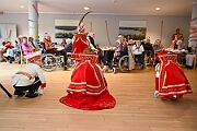 02 SeniorenkHEDWIG 2025-02-22 20  Samstag-Tour, 22. Februar - „Helau im Forum Mülheim – es wird bunt!“ hieß es am Samstag Vormittag bei Kinderkarnevalsfest im FORUM in Mülheim. Danach ging es zum Seniorenkarneval im „HEWAG Seniorenstift“ an der Karl-Lehr-Straße, Gastgeber die Stadtgarde Rot-Weiss. Danach wurde es sportlich. Wir waren Gäste beim Spiel der Handballherrn II des OSC an der Krefelderstraße. Der OSC gewann mit 39:23. Dann wurde es festlich, „Bürger-Gala“ der Bürgergarde Duisburg, Premiere im WYNDHAM Hotel Duisburger Hof. Danach zum Heimspiel für Prinz und Hofmarschall. Kostümfest der KG Königreich Duissern. Wir wurden dort umjubelnt empfangen. : DVPJ, Holger II, Kinderprinz Phil II., Prinzessin, Mia I., Prinzessin Mia I., HDK, Duisburg, Karneval, Helau, Tollität, Event, Session 2024, Session 2025, Hauptausschuss, Gemeinschaft, Hauptausschuss Karneval Duisburg, Duisburg ist echt