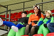 03 OSC Rheih 2025-02-22 07  Samstag-Tour, 22. Februar - „Helau im Forum Mülheim – es wird bunt!“ hieß es am Samstag Vormittag bei Kinderkarnevalsfest im FORUM in Mülheim. Danach ging es zum Seniorenkarneval im „HEWAG Seniorenstift“ an der Karl-Lehr-Straße, Gastgeber die Stadtgarde Rot-Weiss. Danach wurde es sportlich. Wir waren Gäste beim Spiel der Handballherrn II des OSC an der Krefelderstraße. Der OSC gewann mit 39:23. Dann wurde es festlich, „Bürger-Gala“ der Bürgergarde Duisburg, Premiere im WYNDHAM Hotel Duisburger Hof. Danach zum Heimspiel für Prinz und Hofmarschall. Kostümfest der KG Königreich Duissern. Wir wurden dort umjubelnt empfangen. : DVPJ, Holger II, Kinderprinz Phil II., Prinzessin, Mia I., Prinzessin Mia I., HDK, Duisburg, Karneval, Helau, Tollität, Event, Session 2024, Session 2025, Hauptausschuss, Gemeinschaft, Hauptausschuss Karneval Duisburg, Duisburg ist echt