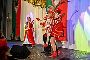 04 BuergerGala 2025-02-22 22  Samstag-Tour, 22. Februar - „Helau im Forum Mülheim – es wird bunt!“ hieß es am Samstag Vormittag bei Kinderkarnevalsfest im FORUM in Mülheim. Danach ging es zum Seniorenkarneval im „HEWAG Seniorenstift“ an der Karl-Lehr-Straße, Gastgeber die Stadtgarde Rot-Weiss. Danach wurde es sportlich. Wir waren Gäste beim Spiel der Handballherrn II des OSC an der Krefelderstraße. Der OSC gewann mit 39:23. Dann wurde es festlich, „Bürger-Gala“ der Bürgergarde Duisburg, Premiere im WYNDHAM Hotel Duisburger Hof. Danach zum Heimspiel für Prinz und Hofmarschall. Kostümfest der KG Königreich Duissern. Wir wurden dort umjubelnt empfangen. : DVPJ, Holger II, Kinderprinz Phil II., Prinzessin, Mia I., Prinzessin Mia I., HDK, Duisburg, Karneval, Helau, Tollität, Event, Session 2024, Session 2025, Hauptausschuss, Gemeinschaft, Hauptausschuss Karneval Duisburg, Duisburg ist echt