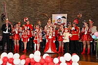 01 BuergEmpfRheinh 2025-02-29 16  Der Mittwoch vor Altweiber - Um 11.11Uhr starten wir an diesem Tag in Rheinhausen in der Erlöserkirche. Darin Finder der traditionelle Bügermeisterempfang Rheinhausens statt. Nicht weil unser Bus zum TÜV muss, nein wir fahren nach Neumühl zur DEKRA zum Prinzenwiegen. Prinz Holger II. und wir werden gegen Kartons voller Wurfmaterial aufgewogen. Abends dann noch mal in das IntercityHotel zum Prinzenempfang der Roten Funken, Tradition halt am Vorabend zu Altweiber. : DVPJ, Holger II, Kinderprinz Phil II., Prinzessin, Mia I., Prinzessin Mia I., HDK, Duisburg, Karneval, Helau, Tollität, Event, Session 2024, Session 2025, Hauptausschuss, Gemeinschaft, Hauptausschuss Karneval Duisburg, Duisburg ist echt