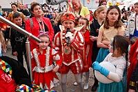 01 KinderKar Serm 2025-02-28 13  Karnevals Freitag Tour - Auf nach Serm. Dort im Festzelt findet wie in jedem Jahr der Kinderkarneval statt. Abends geht es dann nach Laar zur dortigen KG Rot-Gold. In der Mehrzweckhalle feiern die Jecken auf der Karnevalsparty. Eine kleine Karnevalsfeier erwartet uns dann danach in Wanheimerort. Der Spielmannszug der Prinzengarde feiert dort mit Freunden. : DVPJ, Holger II, Kinderprinz Phil II., Prinzessin, Mia I., Prinzessin Mia I., HDK, Duisburg, Karneval, Helau, Tollität, Event, Session 2024, Session 2025, Hauptausschuss, Gemeinschaft, Hauptausschuss Karneval Duisburg, Duisburg ist echt