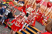 01 KinderKar Serm 2025-02-28 22  Karnevals Freitag Tour - Auf nach Serm. Dort im Festzelt findet wie in jedem Jahr der Kinderkarneval statt. Abends geht es dann nach Laar zur dortigen KG Rot-Gold. In der Mehrzweckhalle feiern die Jecken auf der Karnevalsparty. Eine kleine Karnevalsfeier erwartet uns dann danach in Wanheimerort. Der Spielmannszug der Prinzengarde feiert dort mit Freunden. : DVPJ, Holger II, Kinderprinz Phil II., Prinzessin, Mia I., Prinzessin Mia I., HDK, Duisburg, Karneval, Helau, Tollität, Event, Session 2024, Session 2025, Hauptausschuss, Gemeinschaft, Hauptausschuss Karneval Duisburg, Duisburg ist echt