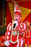 02 KarnevParty RGLAAR 2025-02-28 09  Karnevals Freitag Tour - Auf nach Serm. Dort im Festzelt findet wie in jedem Jahr der Kinderkarneval statt. Abends geht es dann nach Laar zur dortigen KG Rot-Gold. In der Mehrzweckhalle feiern die Jecken auf der Karnevalsparty. Eine kleine Karnevalsfeier erwartet uns dann danach in Wanheimerort. Der Spielmannszug der Prinzengarde feiert dort mit Freunden. : DVPJ, Holger II, Kinderprinz Phil II., Prinzessin, Mia I., Prinzessin Mia I., HDK, Duisburg, Karneval, Helau, Tollität, Event, Session 2024, Session 2025, Hauptausschuss, Gemeinschaft, Hauptausschuss Karneval Duisburg, Duisburg ist echt