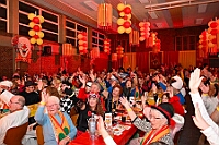 02 KarnevParty RGLAAR 2025-02-28 24  Karnevals Freitag Tour - Auf nach Serm. Dort im Festzelt findet wie in jedem Jahr der Kinderkarneval statt. Abends geht es dann nach Laar zur dortigen KG Rot-Gold. In der Mehrzweckhalle feiern die Jecken auf der Karnevalsparty. Eine kleine Karnevalsfeier erwartet uns dann danach in Wanheimerort. Der Spielmannszug der Prinzengarde feiert dort mit Freunden. : DVPJ, Holger II, Kinderprinz Phil II., Prinzessin, Mia I., Prinzessin Mia I., HDK, Duisburg, Karneval, Helau, Tollität, Event, Session 2024, Session 2025, Hauptausschuss, Gemeinschaft, Hauptausschuss Karneval Duisburg, Duisburg ist echt