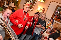 03 KarnevFeier SZWanheimerort 2025-02-28 25  Karnevals Freitag Tour - Auf nach Serm. Dort im Festzelt findet wie in jedem Jahr der Kinderkarneval statt. Abends geht es dann nach Laar zur dortigen KG Rot-Gold. In der Mehrzweckhalle feiern die Jecken auf der Karnevalsparty. Eine kleine Karnevalsfeier erwartet uns dann danach in Wanheimerort. Der Spielmannszug der Prinzengarde feiert dort mit Freunden. : DVPJ, Holger II, Kinderprinz Phil II., Prinzessin, Mia I., Prinzessin Mia I., HDK, Duisburg, Karneval, Helau, Tollität, Event, Session 2024, Session 2025, Hauptausschuss, Gemeinschaft, Hauptausschuss Karneval Duisburg, Duisburg ist echt