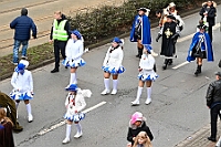 02 KinderkHamborn ZUG 2025-03-01 42  Am Nekelsamstag - ein Highlight - Es ist UNSER Tag. Um acht Uhr in der Früh werden mir Böllerschüssen am WYNDHAM Hotel Duisburger Hof geweckt. Gut gefrühstückt fahren wir nach Marxloh. Dort beginnt in diesem Jahr am neuen Tag zur neuen Uhrzeit der Kinderkarnevalszug Richtung Hamborn. Nach dem Umzug noch kurz der Empfang in der Hamborner Sparkassenfiliale und dann gehts noch weiter mit Terminen. Abends dann zum Bordfest der KG Alle Mann an Bord und danach zur Prunksitzung der KG Rot-Gold Laar. : DVPJ, Holger II, Kinderprinz Phil II., Prinzessin, Mia I., Prinzessin Mia I., HDK, Duisburg, Karneval, Helau, Tollität, Event, Session 2024, Session 2025, Hauptausschuss, Gemeinschaft, Hauptausschuss Karneval Duisburg, Duisburg ist echt