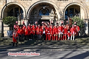 Rosenmontag 2025-03-03 008  Unser Rosenmontag 2025 - Nicht ganz so früh wie wir wird Prinz Holger II. geweckt, mit Böllerschüssen die vor dem IntercityHotel über den Bahnhofsvorplatz donnern. Danach geht es dann zum Prinzenfrühstück zum OB Sören Link ins Rathaus. Mit einer Stunde Verspätung rollt der Rosenmontagszug um 14:11 Uhr dann endlich los. Mit einem riesiger Jubelsturm empfängt uns das Publikum auf dem Opernplatz. Dann kommt die After-Zug-Party. Ein letztes Mal machen wir unser Programm. Jetzt kommt der Zeitpunkt unserer Verabschiedung, nochmal Jubel und dann ist Schluß. : DVPJ, Holger II, Kinderprinz Phil II., Prinzessin, Mia I., Prinzessin Mia I., HDK, Duisburg, Karneval, Helau, Tollität, Event, Session 2024, Session 2025, Hauptausschuss, Gemeinschaft, Hauptausschuss Karneval Duisburg, Duisburg ist echt
