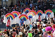 Rosenmontag 2025-03-03 047  Unser Rosenmontag 2025 - Nicht ganz so früh wie wir wird Prinz Holger II. geweckt, mit Böllerschüssen die vor dem IntercityHotel über den Bahnhofsvorplatz donnern. Danach geht es dann zum Prinzenfrühstück zum OB Sören Link ins Rathaus. Mit einer Stunde Verspätung rollt der Rosenmontagszug um 14:11 Uhr dann endlich los. Mit einem riesiger Jubelsturm empfängt uns das Publikum auf dem Opernplatz. Dann kommt die After-Zug-Party. Ein letztes Mal machen wir unser Programm. Jetzt kommt der Zeitpunkt unserer Verabschiedung, nochmal Jubel und dann ist Schluß. : DVPJ, Holger II, Kinderprinz Phil II., Prinzessin, Mia I., Prinzessin Mia I., HDK, Duisburg, Karneval, Helau, Tollität, Event, Session 2024, Session 2025, Hauptausschuss, Gemeinschaft, Hauptausschuss Karneval Duisburg, Duisburg ist echt