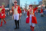 Rosenmontag 2025-03-03 055  Unser Rosenmontag 2025 - Nicht ganz so früh wie wir wird Prinz Holger II. geweckt, mit Böllerschüssen die vor dem IntercityHotel über den Bahnhofsvorplatz donnern. Danach geht es dann zum Prinzenfrühstück zum OB Sören Link ins Rathaus. Mit einer Stunde Verspätung rollt der Rosenmontagszug um 14:11 Uhr dann endlich los. Mit einem riesiger Jubelsturm empfängt uns das Publikum auf dem Opernplatz. Dann kommt die After-Zug-Party. Ein letztes Mal machen wir unser Programm. Jetzt kommt der Zeitpunkt unserer Verabschiedung, nochmal Jubel und dann ist Schluß. : DVPJ, Holger II, Kinderprinz Phil II., Prinzessin, Mia I., Prinzessin Mia I., HDK, Duisburg, Karneval, Helau, Tollität, Event, Session 2024, Session 2025, Hauptausschuss, Gemeinschaft, Hauptausschuss Karneval Duisburg, Duisburg ist echt