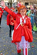 Rosenmontag 2025-03-03 059  Unser Rosenmontag 2025 - Nicht ganz so früh wie wir wird Prinz Holger II. geweckt, mit Böllerschüssen die vor dem IntercityHotel über den Bahnhofsvorplatz donnern. Danach geht es dann zum Prinzenfrühstück zum OB Sören Link ins Rathaus. Mit einer Stunde Verspätung rollt der Rosenmontagszug um 14:11 Uhr dann endlich los. Mit einem riesiger Jubelsturm empfängt uns das Publikum auf dem Opernplatz. Dann kommt die After-Zug-Party. Ein letztes Mal machen wir unser Programm. Jetzt kommt der Zeitpunkt unserer Verabschiedung, nochmal Jubel und dann ist Schluß. : DVPJ, Holger II, Kinderprinz Phil II., Prinzessin, Mia I., Prinzessin Mia I., HDK, Duisburg, Karneval, Helau, Tollität, Event, Session 2024, Session 2025, Hauptausschuss, Gemeinschaft, Hauptausschuss Karneval Duisburg, Duisburg ist echt