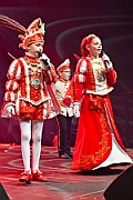 Rosenmontag 2025-03-03 102  Unser Rosenmontag 2025 - Nicht ganz so früh wie wir wird Prinz Holger II. geweckt, mit Böllerschüssen die vor dem IntercityHotel über den Bahnhofsvorplatz donnern. Danach geht es dann zum Prinzenfrühstück zum OB Sören Link ins Rathaus. Mit einer Stunde Verspätung rollt der Rosenmontagszug um 14:11 Uhr dann endlich los. Mit einem riesiger Jubelsturm empfängt uns das Publikum auf dem Opernplatz. Dann kommt die After-Zug-Party. Ein letztes Mal machen wir unser Programm. Jetzt kommt der Zeitpunkt unserer Verabschiedung, nochmal Jubel und dann ist Schluß. : DVPJ, Holger II, Kinderprinz Phil II., Prinzessin, Mia I., Prinzessin Mia I., HDK, Duisburg, Karneval, Helau, Tollität, Event, Session 2024, Session 2025, Hauptausschuss, Gemeinschaft, Hauptausschuss Karneval Duisburg, Duisburg ist echt