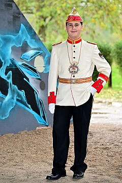 Ornat Shooting 2026-01-03 04  Foto-Shooting -- Bei nicht besonders freundlichem Wetter fand unser Shooting für dei Offiziellen Fotos im Ornat im Landschaftspark Nord statt. : DVPJ, Holger II, Kinderprinz Phil II., Prinzessin, Mia I., Prinzessin Mia I., HDK, Duisburg, Karneval, Helau, Tollität, Event, Session 2024, Session 2025, Hauptausschuss, Gemeinschaft, Hauptausschuss Karneval Duisburg, Duisburg ist echt