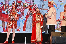 Kuerung Steinhof 2026-01-04 029  Unsere Kürung - Premiere - Im so genannten „Gürzenich“ von Duisburg, dem Steinhof in Huckingen fand am Sonntag, 4. Januar 2026, zum ersten Mal die Kürung einer Kinderprinzencrew statt. Wir sind nun als Prinz Juls I., Prinzessin Aileen I. mit Hofmarschall Sami und Pagin Paula der Stadt Duisburg 2026 inthronisiert. : DVPJ, Holger II, Kinderprinz Phil II., Prinzessin, Mia I., Prinzessin Mia I., HDK, Duisburg, Karneval, Helau, Tollität, Event, Session 2024, Session 2025, Hauptausschuss, Gemeinschaft, Hauptausschuss Karneval Duisburg, Duisburg ist echt