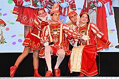 Kuerung Steinhof 2026-01-04 047  Unsere Kürung - Premiere - Im so genannten „Gürzenich“ von Duisburg, dem Steinhof in Huckingen fand am Sonntag, 4. Januar 2026, zum ersten Mal die Kürung einer Kinderprinzencrew statt. Wir sind nun als Prinz Juls I., Prinzessin Aileen I. mit Hofmarschall Sami und Pagin Paula der Stadt Duisburg 2026 inthronisiert. : DVPJ, Holger II, Kinderprinz Phil II., Prinzessin, Mia I., Prinzessin Mia I., HDK, Duisburg, Karneval, Helau, Tollität, Event, Session 2024, Session 2025, Hauptausschuss, Gemeinschaft, Hauptausschuss Karneval Duisburg, Duisburg ist echt