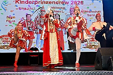 Kuerung Steinhof 2026-01-04 055  Unsere Kürung - Premiere - Im so genannten „Gürzenich“ von Duisburg, dem Steinhof in Huckingen fand am Sonntag, 4. Januar 2026, zum ersten Mal die Kürung einer Kinderprinzencrew statt. Wir sind nun als Prinz Juls I., Prinzessin Aileen I. mit Hofmarschall Sami und Pagin Paula der Stadt Duisburg 2026 inthronisiert. : DVPJ, Holger II, Kinderprinz Phil II., Prinzessin, Mia I., Prinzessin Mia I., HDK, Duisburg, Karneval, Helau, Tollität, Event, Session 2024, Session 2025, Hauptausschuss, Gemeinschaft, Hauptausschuss Karneval Duisburg, Duisburg ist echt