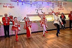 Prinzenem Intercity 2026- 02-10 28  Mal nicht wie immer - Eigentlich ist es Tradition der Roten Funken zu ihrem Prinzenempfang am Mittwoch vor Altweiber zu bitten. Dieses Jahr wurden im IntercityHotel die Tollitätten unvermeidbar einen Tag vorher : DVPJ, Toni I, Kinderprinz Juls I., Juls I., Prinzessin, Aileen I., Prinzessin Aileen I., HDK, Duisburg, Karneval, Helau, Tollität, Event, Session 2025, Session 2026, Hauptausschuss, Gemeinschaft, Hauptausschuss Karneval Duisburg, Duisburg ist echt