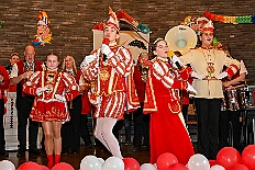 02 EmpfangRathaus 2026- 02-11 05  Mittwochs Tour, 11. Februar - Um 10 Uhr ging es an diesem Tag auf Karnevalsfeier der GGS Tonstraße für uns los. Danach waren dann 2 Termine mit Prinz Toni zusammen, einmal der Rathausempfang in Rheinhausen und das Wiegen bei der DEKRA. Am Nachmittag standen 3 Seniorenkarnevaslfeiern an, bei Casa Mia in Röttgersbach und den Hewag-Zentren Hufstraße und Brauerstraße. Nach dem Kurzbesuch bei den Lebensräumen Duisburg ging es in den Steinhof zum Abend für den Bürger des Jahres. : DVPJ, Toni I, Kinderprinz Juls I., Juls I., Prinzessin, Aileen I., Prinzessin Aileen I., HDK, Duisburg, Karneval, Helau, Tollität, Event, Session 2025, Session 2026, Hauptausschuss, Gemeinschaft, Hauptausschuss Karneval Duisburg, Duisburg ist echt