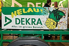 03 DEKRA PrWiegen 2026- 02-11 16  Mittwochs Tour, 11. Februar - Um 10 Uhr ging es an diesem Tag auf Karnevalsfeier der GGS Tonstraße für uns los. Danach waren dann 2 Termine mit Prinz Toni zusammen, einmal der Rathausempfang in Rheinhausen und das Wiegen bei der DEKRA. Am Nachmittag standen 3 Seniorenkarnevaslfeiern an, bei Casa Mia in Röttgersbach und den Hewag-Zentren Hufstraße und Brauerstraße. Nach dem Kurzbesuch bei den Lebensräumen Duisburg ging es in den Steinhof zum Abend für den Bürger des Jahres. : DVPJ, Toni I, Kinderprinz Juls I., Juls I., Prinzessin, Aileen I., Prinzessin Aileen I., HDK, Duisburg, Karneval, Helau, Tollität, Event, Session 2025, Session 2026, Hauptausschuss, Gemeinschaft, Hauptausschuss Karneval Duisburg, Duisburg ist echt