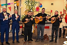 03 Der Empfang 2026- 02-14 04  Unser Tag - ein schöner Tag - Es war 8 Uhr in der Früh als wir am Samstagmorgen, 14. Februar, als wir mit Musik am WYNDHAM Hotel Duisburger Hof geweckt wurden. Danach ging es dann nach Hamborn wo „unser“ Kinderkarnevalszug pünktlich um 11:11 Uhr startete. Zu Mittagszeit gab es dann anschließend eine Empfang für uns und die Teneriffa Delegation. : DVPJ, Toni I, Kinderprinz Juls I., Juls I., Prinzessin, Aileen I., Prinzessin Aileen I., HDK, Duisburg, Karneval, Helau, Tollität, Event, Session 2025, Session 2026, Hauptausschuss, Gemeinschaft, Hauptausschuss Karneval Duisburg, Duisburg ist echt