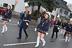 01 Biwak AMaB 2025-11-09 04  Biwak und Hoppeditzerwachen im Süden - Am Sonntagmorgen 9. November eröffnete die KG Alle Mann an Bord - die »Blauen Jungs« 1955 e.V. die neue Session mit ihrem traditionellen Biwak. Das erste große Heimspiel für uns. Nach gutem Brauch wurde uns auch dann noch ein Weckmann überreicht. Danach noch ein bisschen weiter in Richtung Süden, die KG Südstern feierte in Serm ihrHoppeditzerwachen. : DVPJ, Holger II, Kinderprinz Phil II., Prinzessin, Mia I., Prinzessin Mia I., HDK, Duisburg, Karneval, Helau, Tollität, Event, Session 2024, Session 2025, Hauptausschuss, Gemeinschaft, Hauptausschuss Karneval Duisburg, Duisburg ist echt