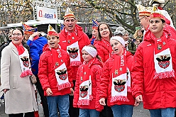 01 Auftakt HDK 2025-11-15 55  Auftakt HDK, Proklamation, Auftaktsitzung - Samstag, 15. November, zogen wir mit den Duisburger Karnevalsgesellschaften vom Forum über die Königsstraße zum Burgplatz. Hier war dann die Auftaktveranstaltung des HDK. Um die Mittagszeit sind es über den Rhein nach Kamp-Lintfort gefahren,  dort war in der Stadthalle die Proklamation von der Jugendprinzessin Sophie I. Am frühen Abend dann in die Aula, unsere Aula, vom Reinhard-und-Max-Mannesmann-Gymnasium, zur Auftaktsitzung unseres „Heimathafens“. Mit „stürmischer“ Begeisterung wurden wir dort empfangen. : DVPJ, Holger II, Kinderprinz Phil II., Prinzessin, Mia I., Prinzessin Mia I., HDK, Duisburg, Karneval, Helau, Tollität, Event, Session 2024, Session 2025, Hauptausschuss, Gemeinschaft, Hauptausschuss Karneval Duisburg, Duisburg ist echt