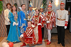 Kuerung Steinhof 2026-01-04 086  Unsere Kürung - Premiere - Im so genannten „Gürzenich“ von Duisburg, dem Steinhof in Huckingen fand am Sonntag, 4. Januar 2026, zum ersten Mal die Kürung einer Kinderprinzencrew statt. Wir sind nun als Prinz Juls I., Prinzessin Aileen I. mit Hofmarschall Sami und Pagin Paula der Stadt Duisburg 2026 inthronisiert. : DVPJ, Holger II, Kinderprinz Phil II., Prinzessin, Mia I., Prinzessin Mia I., HDK, Duisburg, Karneval, Helau, Tollität, Event, Session 2024, Session 2025, Hauptausschuss, Gemeinschaft, Hauptausschuss Karneval Duisburg, Duisburg ist echt