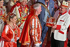 Kuer Toni I 2026-01-10 53  Galaabend zur Prinzenkürung - Samstag der 10. Januar 2026, ein ein stimmungsvoller Abend umringt die Kürung se. Tollität Prinz Toni I. in der restlos ausverkauften Mercatorhalle. Nach dem Einmarsch der Standarten und der Begrüßung vom HDK Präsidenten „Michel“ Jansen zeigten wir unser komplettes Programm den 1000 Gästen. : DVPJ, no.6207 Press D, Toni I, Kinderprinz Juls I., Juls I., Prinzessin, Aileen I., Prinzessin Aileen I., HDK, Duisburg, Karneval, Helau, Tollität, Event, Session 2025, Session 2026, Hauptausschuss, Gemeinschaft, Hauptausschuss Karneval Duisburg, Duisburg ist echt